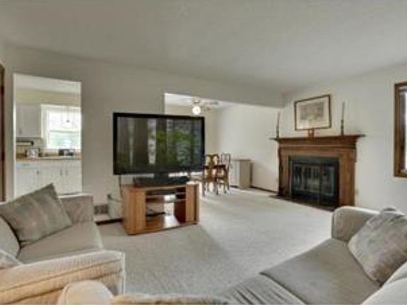 3rd image of 16619 Terrey Pine Dr