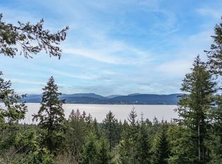 1690 Cottage Way, Southern Gulf Islands, BC V0N 1P0