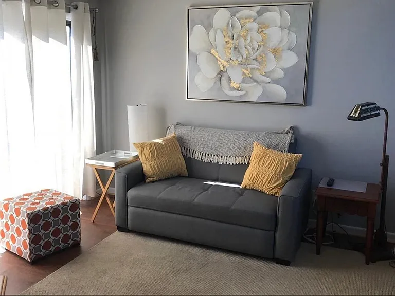 1210 Chatham Rdg — Photo 5