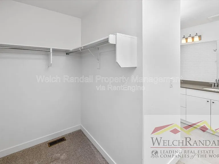 82 E Weekes Way — Photo 22