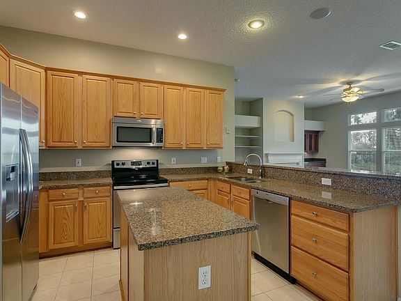 5th image of 2949 Amelia Bluff Dr