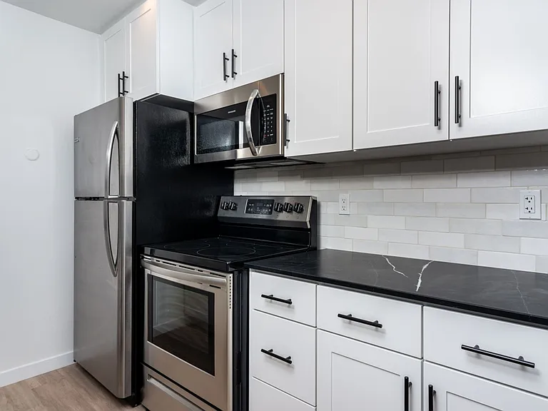 Star North Apartments — Photo 4