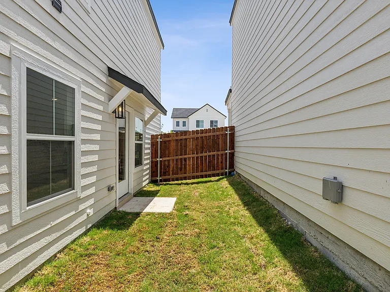 Covey Homes Basswood — Photo 22