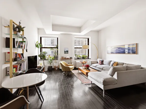 20 Pine Street image 1 of 17