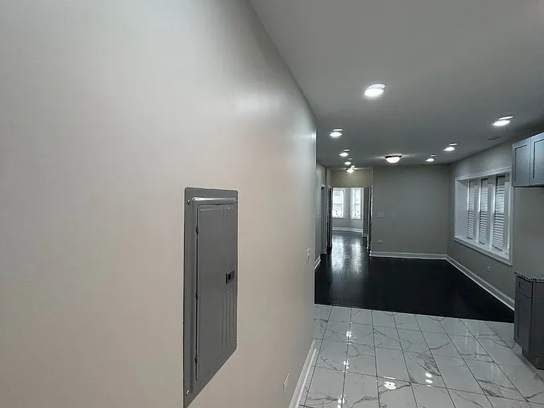 7730 S Cornell Ave #2 — Photo 36