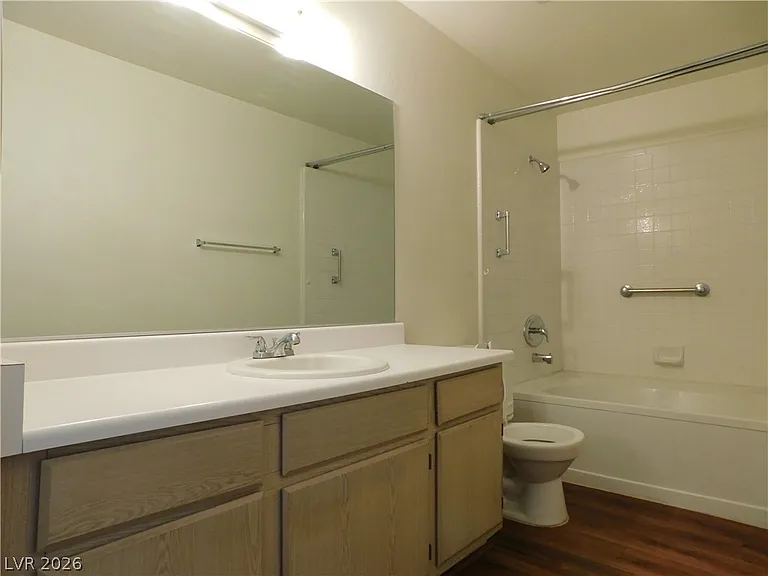 5221 Lindell Rd #202 — Photo 17