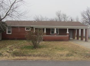 302 W Gibson St, Steele, MO 63877