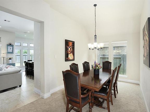 5th image of 2814 Garden River Ln