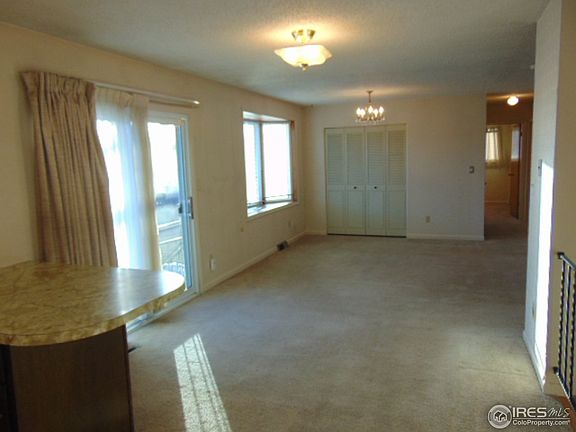4th image of 2628 25th Ave