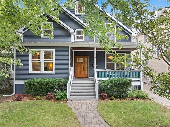 4th image of 1119 Oak Ave