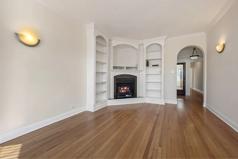 1 bed, 876 sqft, $1,900 — Photo 4
