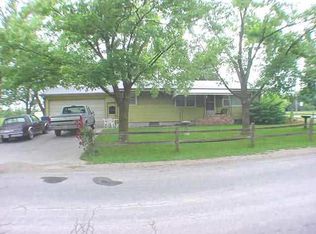 1193 Alamo, Newton, KS 67114