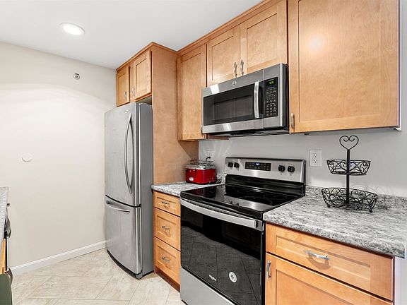 2nd image of 432 Abbott Farm Lane #432