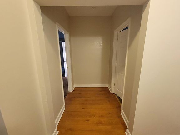 2nd image of 123 NW 21st St