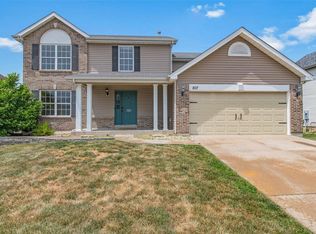 807 Wenstone Park Dr, Wentzville, MO 63385