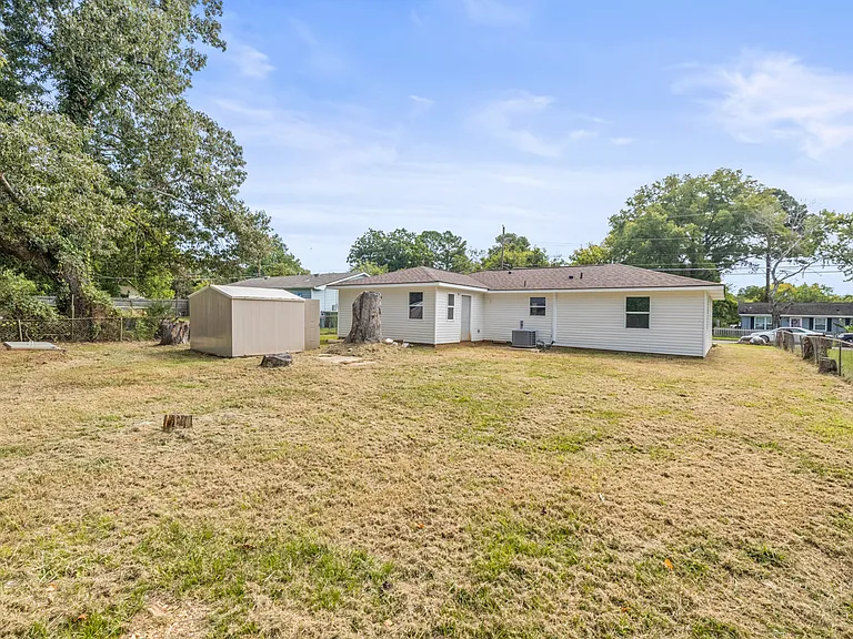 14002 Creely Dr SW — Photo 17