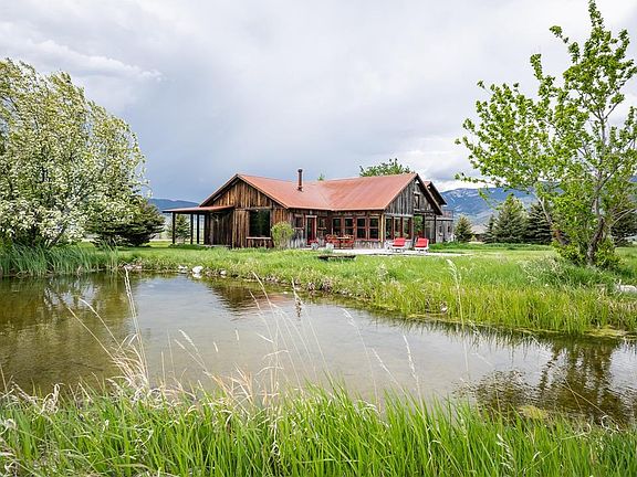 2nd image of 23 Cutthroat Ln
