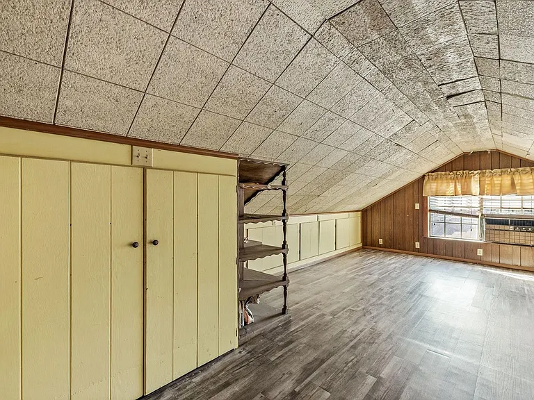 3624 Winston Rd — Photo 18