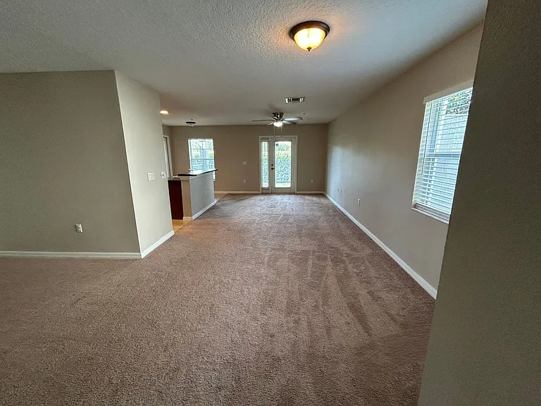 458 Tradition Ln — Photo 26