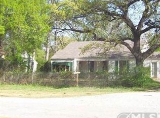 2052 E Irving Blvd, Irving, TX 75060