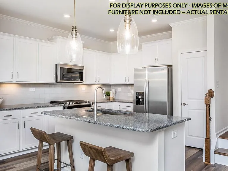 1012 Citadel Ave — Photo 12