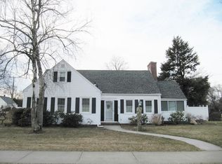 42 W Silver St, Westfield, MA 01085