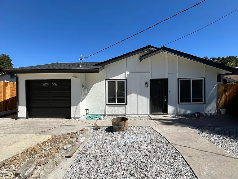 8890 Arcade Rd — Photo 2