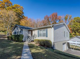 1901 Old Mountain Creek Rd, Greenville, SC 29609