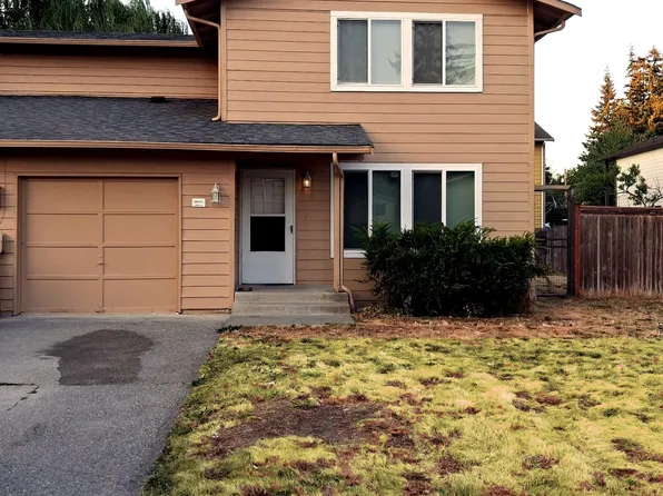 10425 Holly Dr #A, Everett, WA 98204