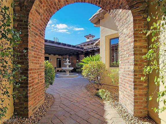 2nd image of 4365 N Campbell Rd