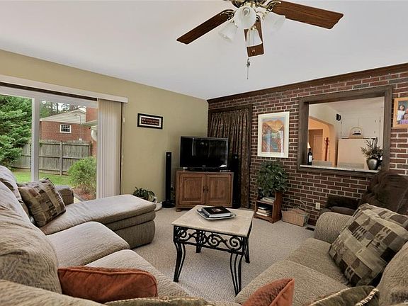 5th image of 6807 Montauk Dr