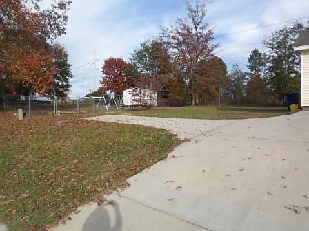 2nd image of 113 Knoll Estates Dr