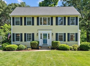 12 Stewart St, Franklin, MA 02038