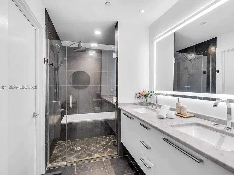 900 Biscayne Blvd #4412 — Photo 10