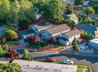 516 J St, Medford, OR 97501