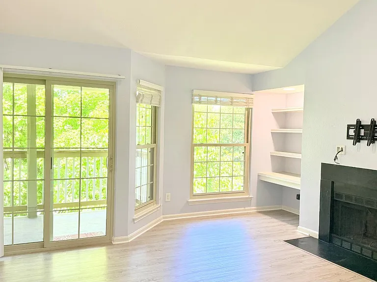 3901 Penderview Dr #1534 — Photo 6