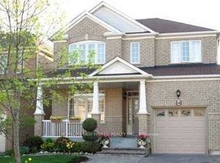 4 Belgrave Sq, Markham, ON L6C2T1