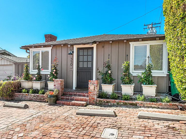 350 Oak St — Photo 1