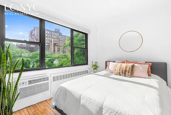 Sold by Keller Williams NYC | media 3