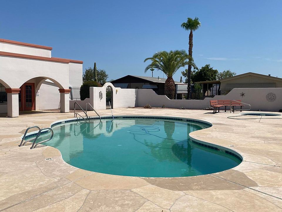 1st image of 450 W Sunwest Dr #209