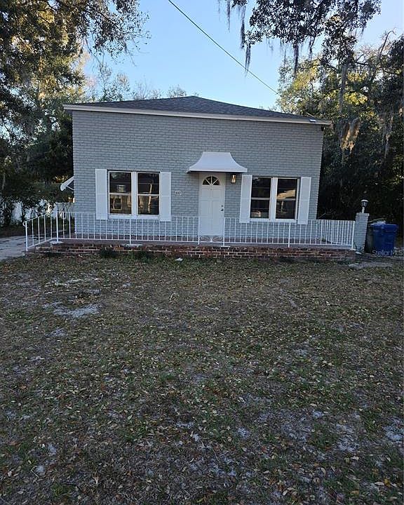 1st image of 610 AVENUE A NE