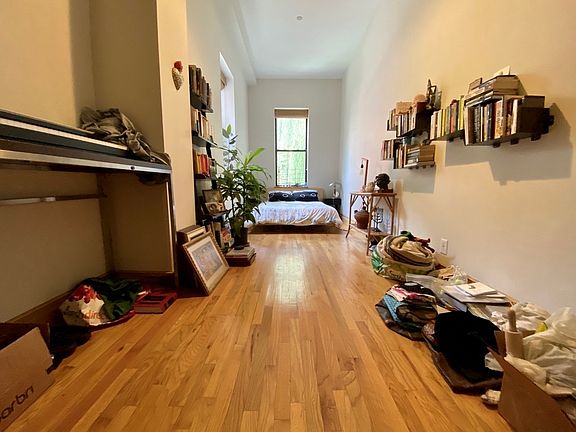 5th image of 123 W 120th St