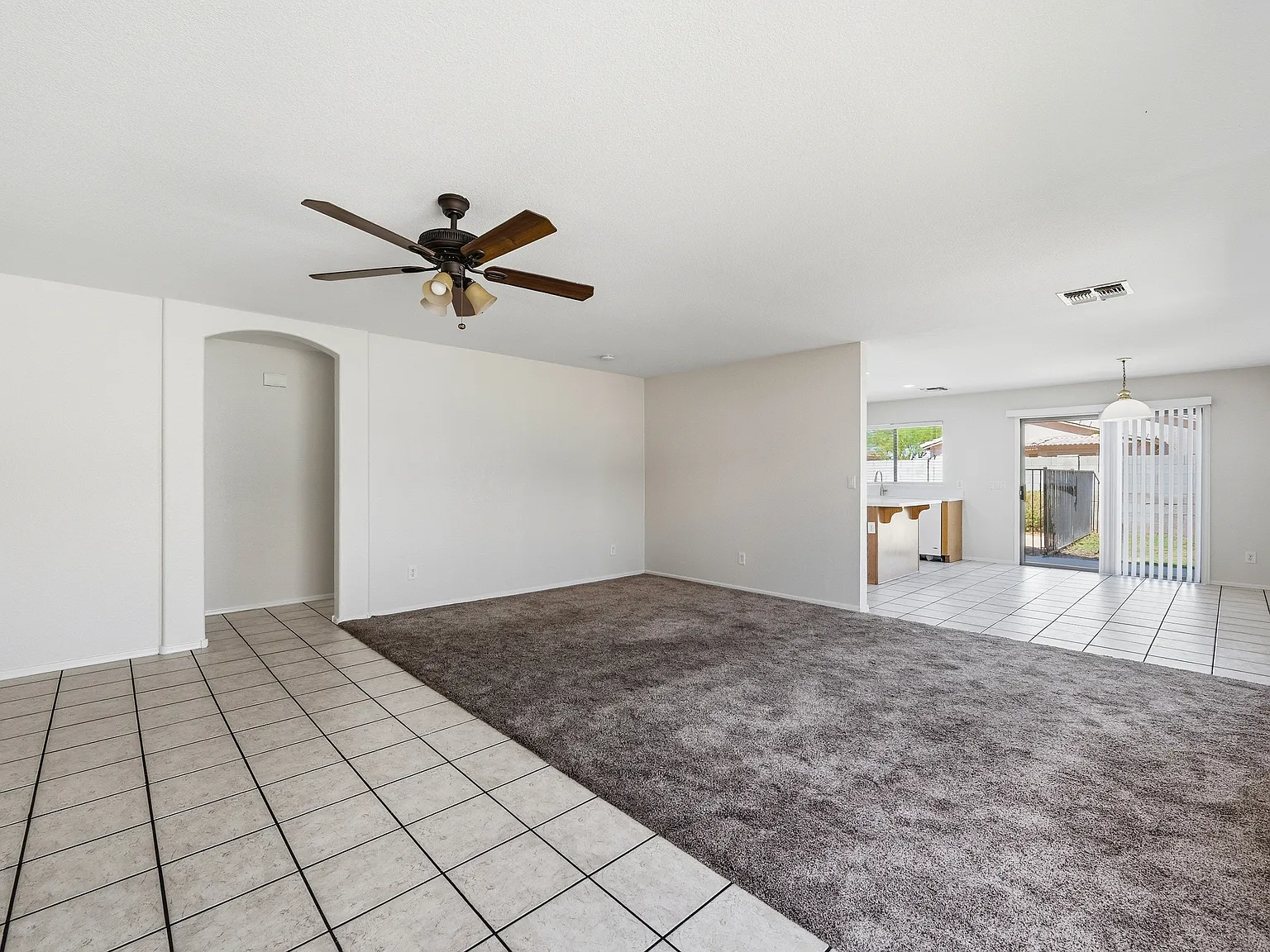 4 bed, 1508 sqft, $2,195 — Photo 4