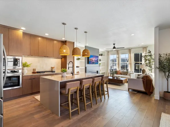 7224 S Gravel Cross Way #191, West Jordan, UT 84081