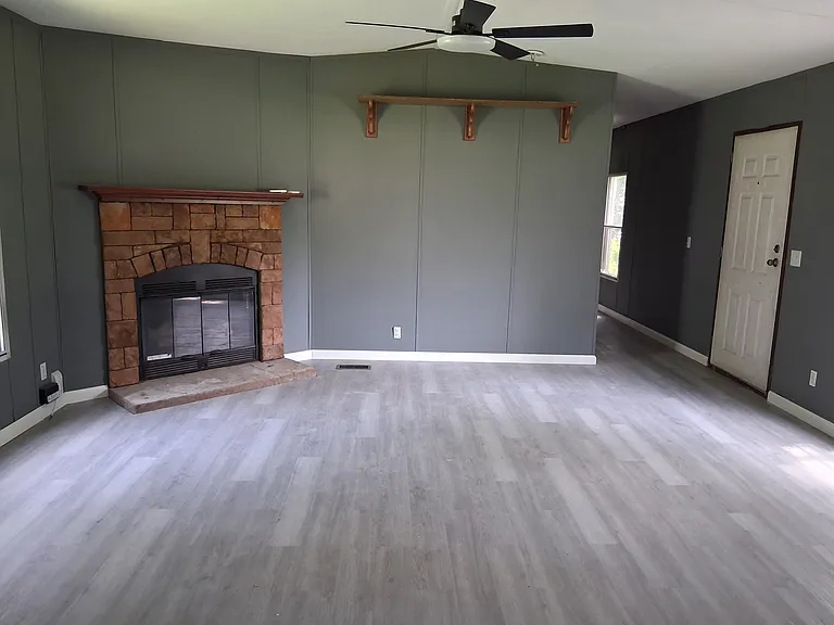 596 County Road 4321 — Photo 12