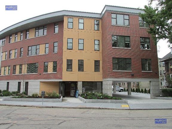 4th image of 21 Englewood Ave #101F