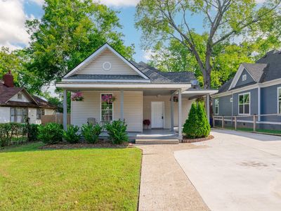 2011 E 13th St, Chattanooga, TN, 37404