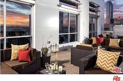 2nd image of 1420 S Figueroa St APT 510