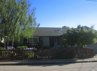 65 Ridgewood Dr, San Rafael, CA 94901