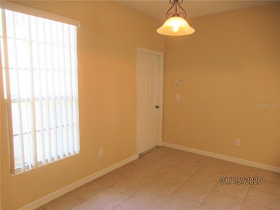 4th image of 515 Sunset View Dr